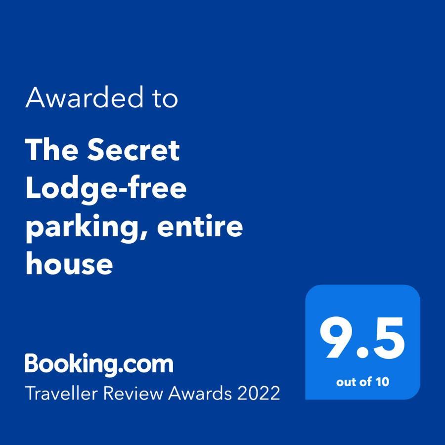 The Secret Lodge- New With Private Garage, Entire House Veliko Tŭrnovo Exterior photo
